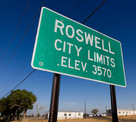 Photo of a prominent street sign near the entance to Roswell New Mexico