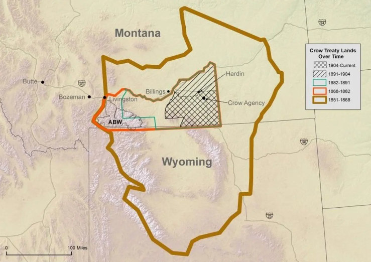 A map showing the shrinking tribal lands of the Apsáalooke People over time.